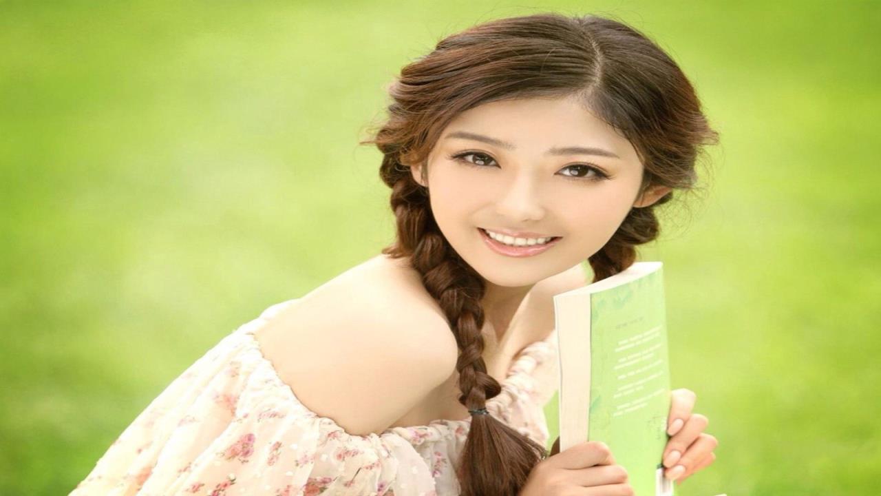 口袋妖怪紫罗兰，探索未知的冒险故事